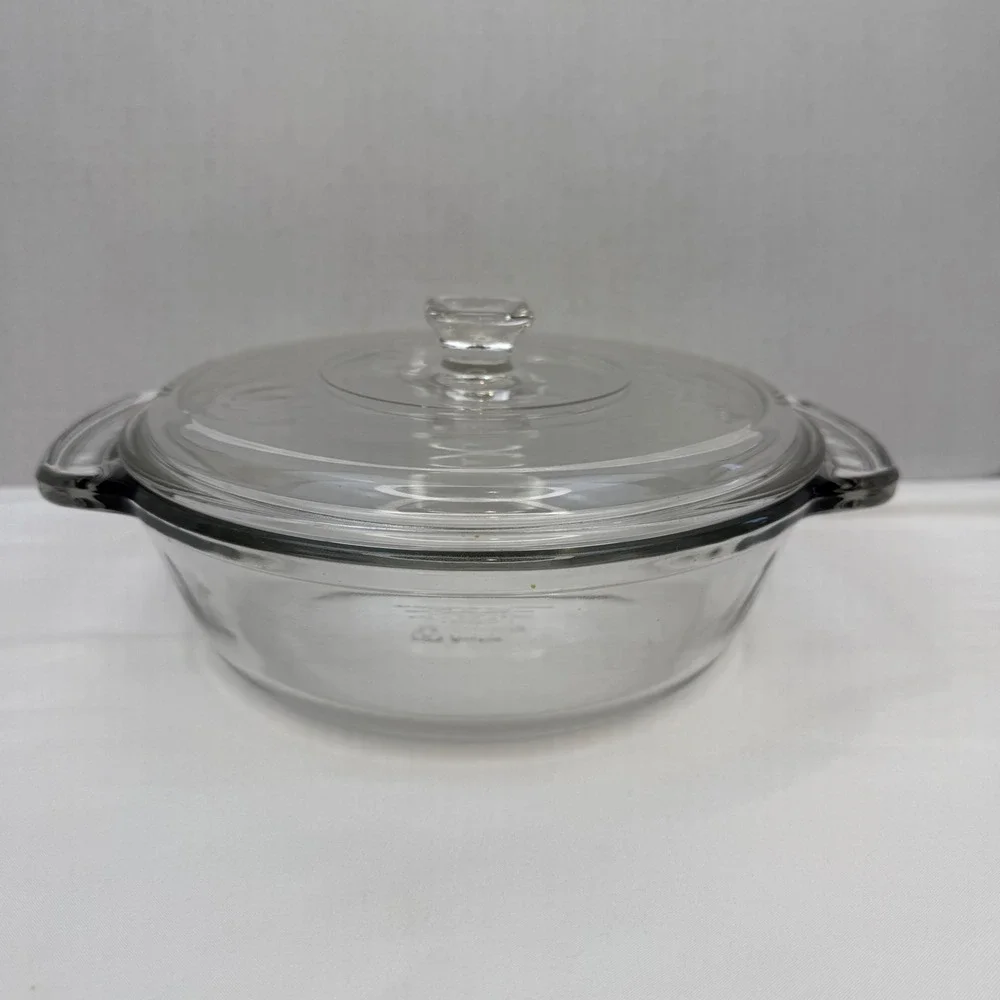 Anchor Hocking Glass Casserole Dish w/ Lid 1.5 Quart Ovenware 8.25in Clear